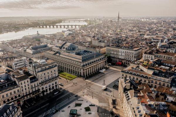 Magnifiques Appartements Climatises En Plein Coeur Des Chartrons Burdeos Exterior foto