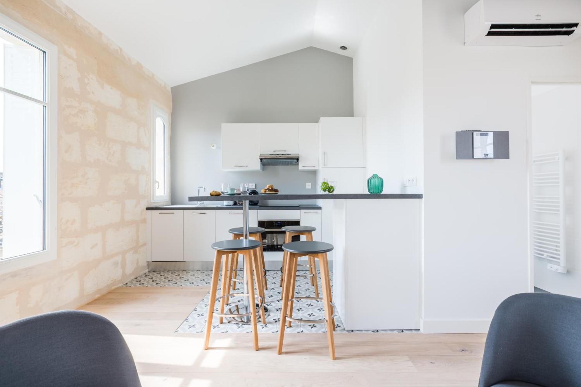 Magnifiques Appartements Climatises En Plein Coeur Des Chartrons Burdeos Exterior foto