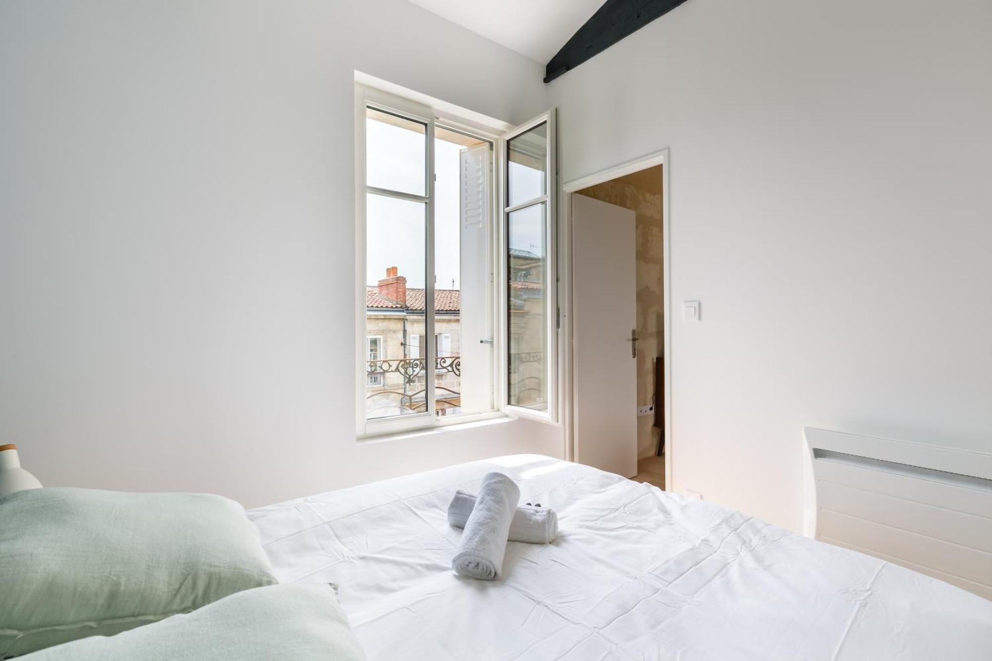 Magnifiques Appartements Climatises En Plein Coeur Des Chartrons Burdeos Exterior foto